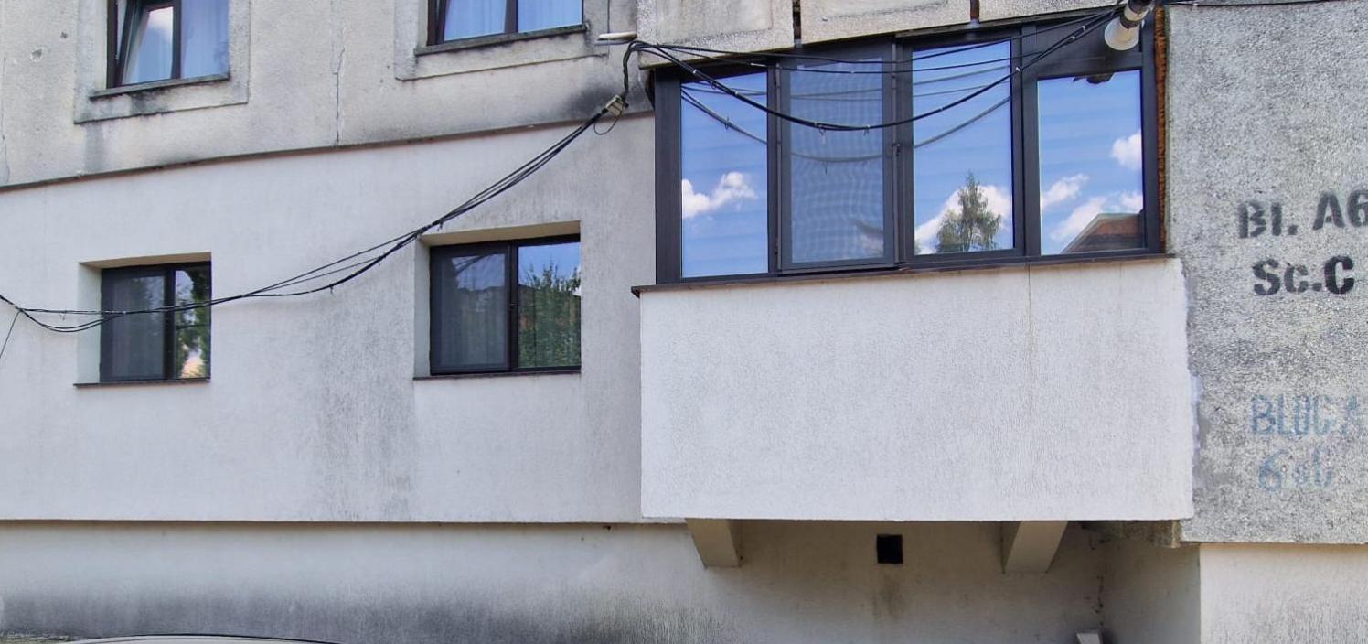 Apartament Iulius 4 Curtea de Argeş Exteriér fotografie