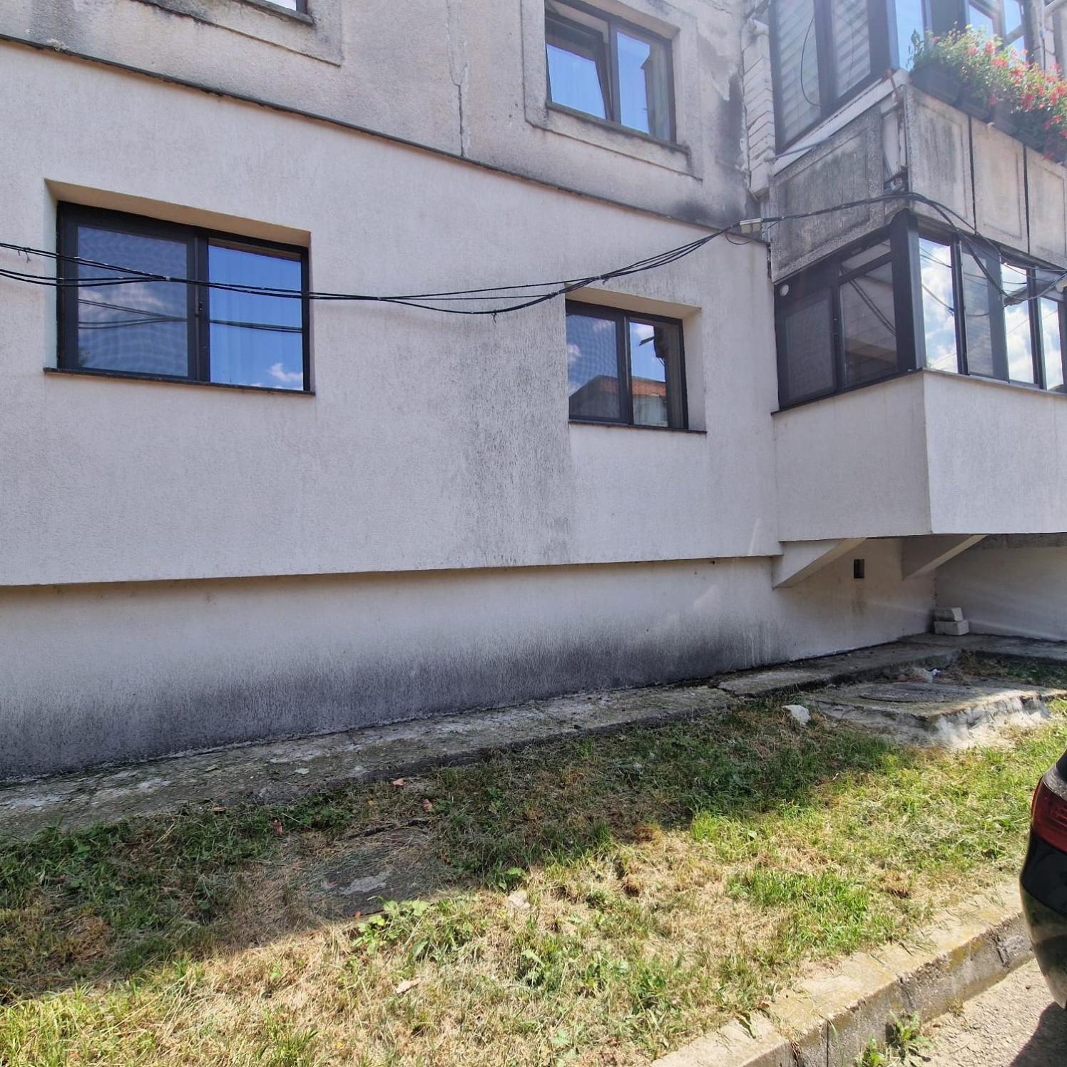 Apartament Iulius 4 Curtea de Argeş Exteriér fotografie