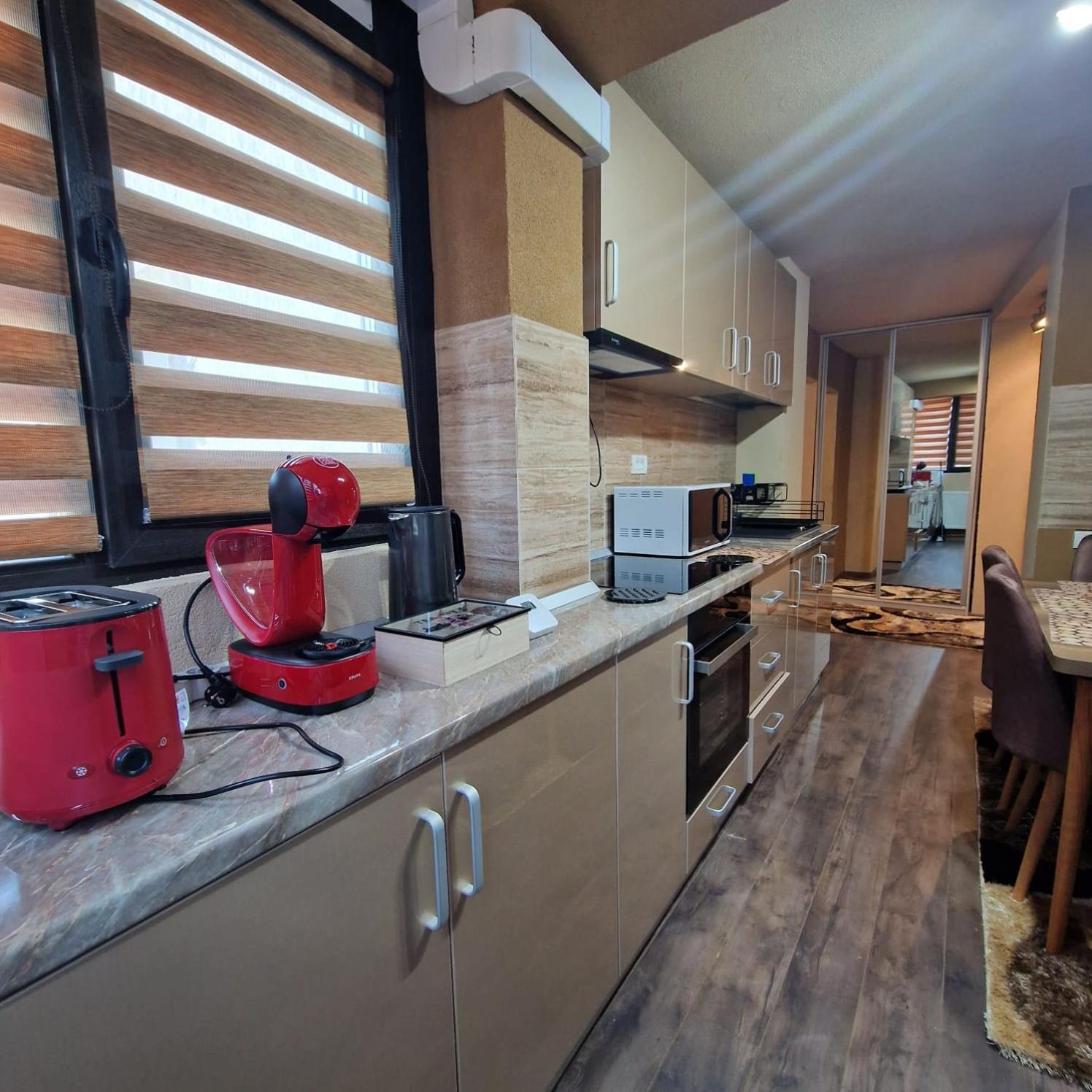 Apartament Iulius 4 Curtea de Argeş Exteriér fotografie